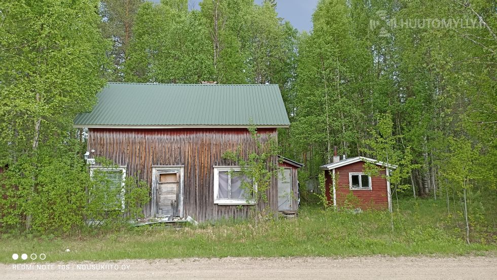 Pärjänsuo kiinteistö + vanha lähinnä purkukuntoinen rakennus *varasto,  vaunuparkki, piilopaikka,.. – 