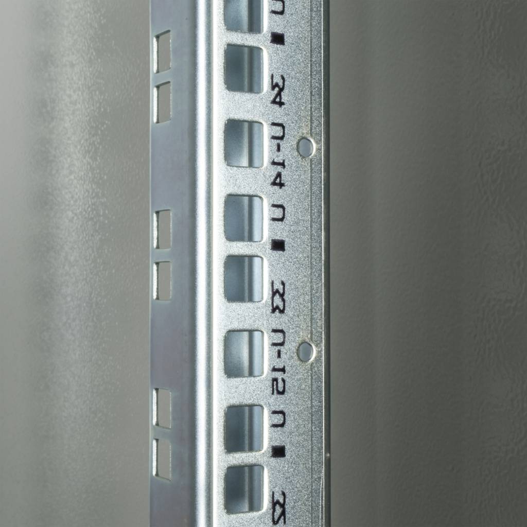 Armario EcoRack 47U 19” blanco de pie con puerta perforada 600 x 600 x 2202 mm