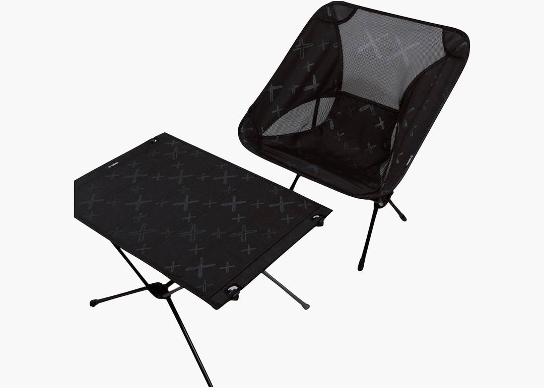 KAWS HOLIDAY SINGAPORE Camping Set | Hype Clothinga