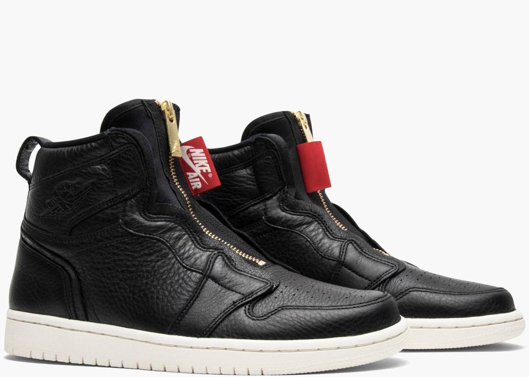 Jordan 1 Retro High OG 'Washed Black' w/Sail laces… : r/Sneakers