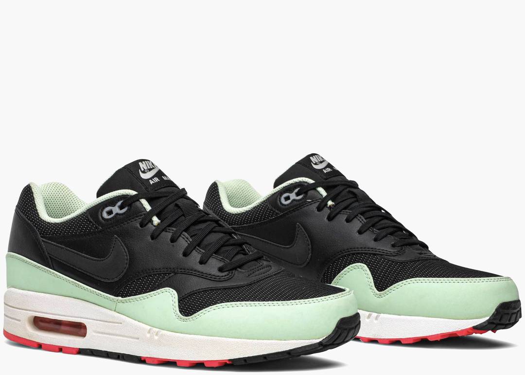 air max one yeezy