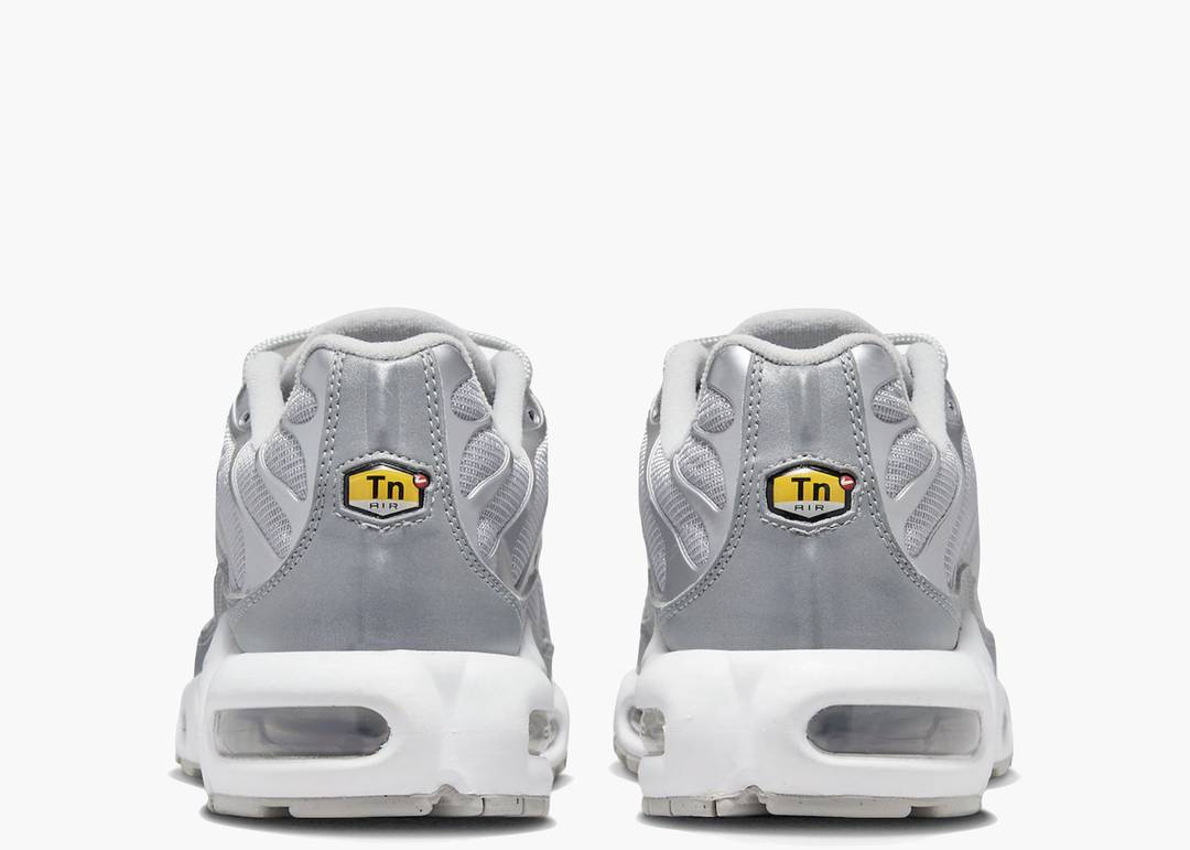 https://storage.googleapis.com/hypeclothinga-media/__sized__/products/Nike_Air_Max_Plus_TN_Metallic_Silver_FJ1012-095_Hype_Clothinga_Limited_Edition.004-thumbnail-1080x1080-70.jpeg