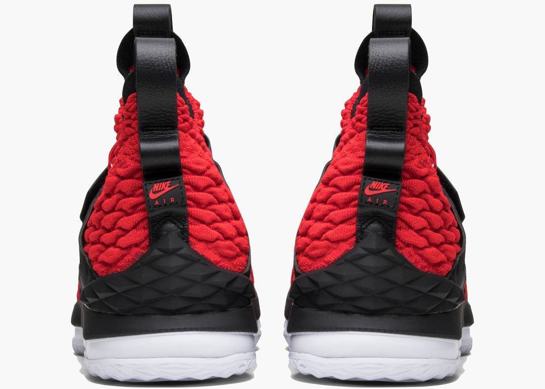 lebron 15 diamond turf red