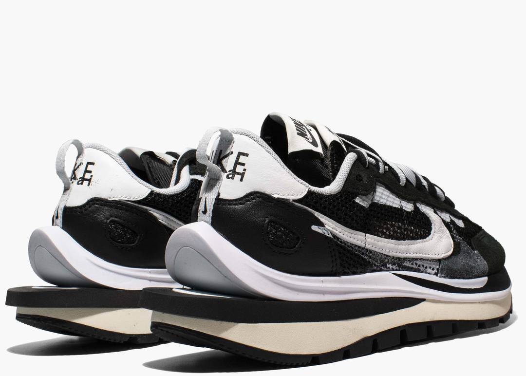 Nike VaporWaffle X Sacai Black White