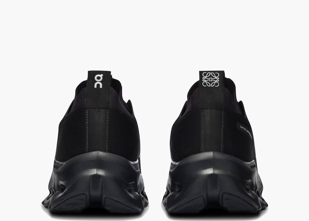 On Running Cloudtilt LOEWE All Black (W) | Hype Clothinga On Running Cloudtilt LOEWE All Black (W) | Hype Clothinga