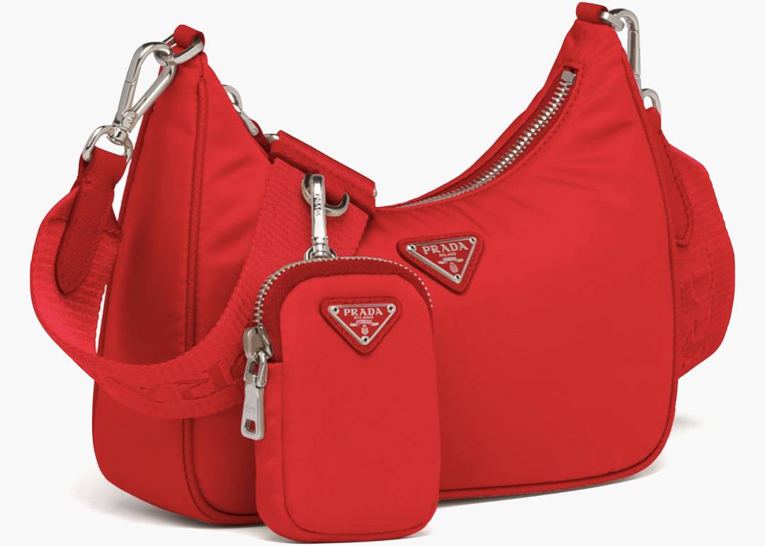 Prada Re-Edition 2005 Shoulder Bag Nylon Red in Nylon/Saffiano