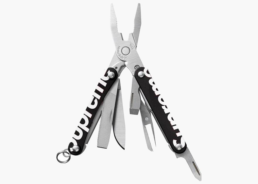 Supreme Leatherman Squirt PS4 Multitool Black | Hype Clothinga