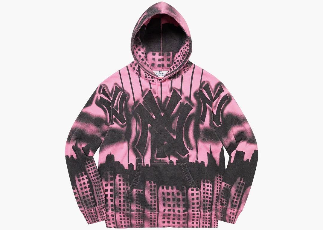 Supreme / New York Yankees Airbrush Hooded Sweatshirt Pink