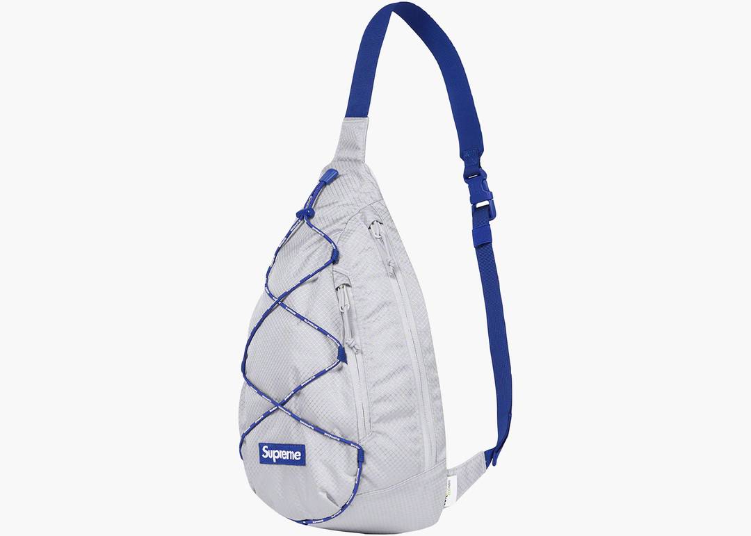 Supreme Sling Bag (SS22) Silver के लिए महिलाएं