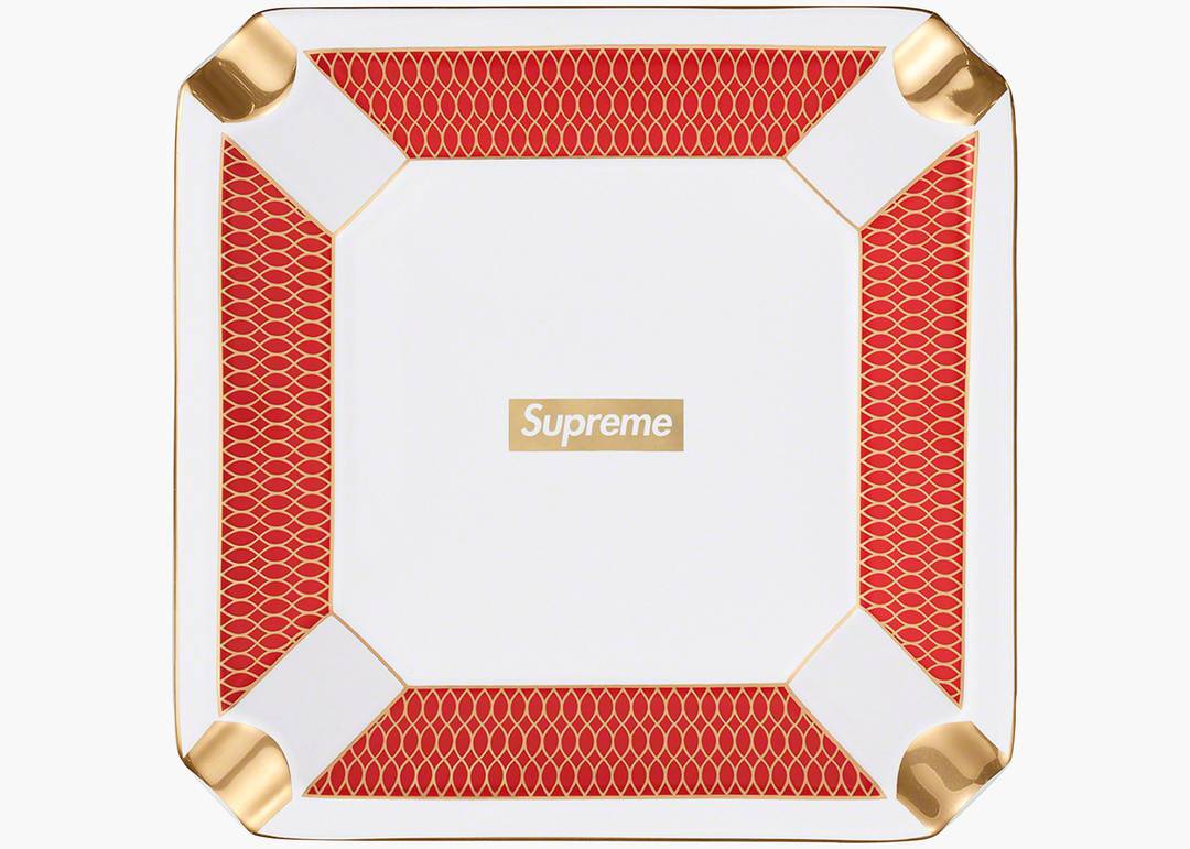 Supreme Small Ashtray Red | Hype Clothinga Supreme Small Ashtray Red | Hype Clothinga