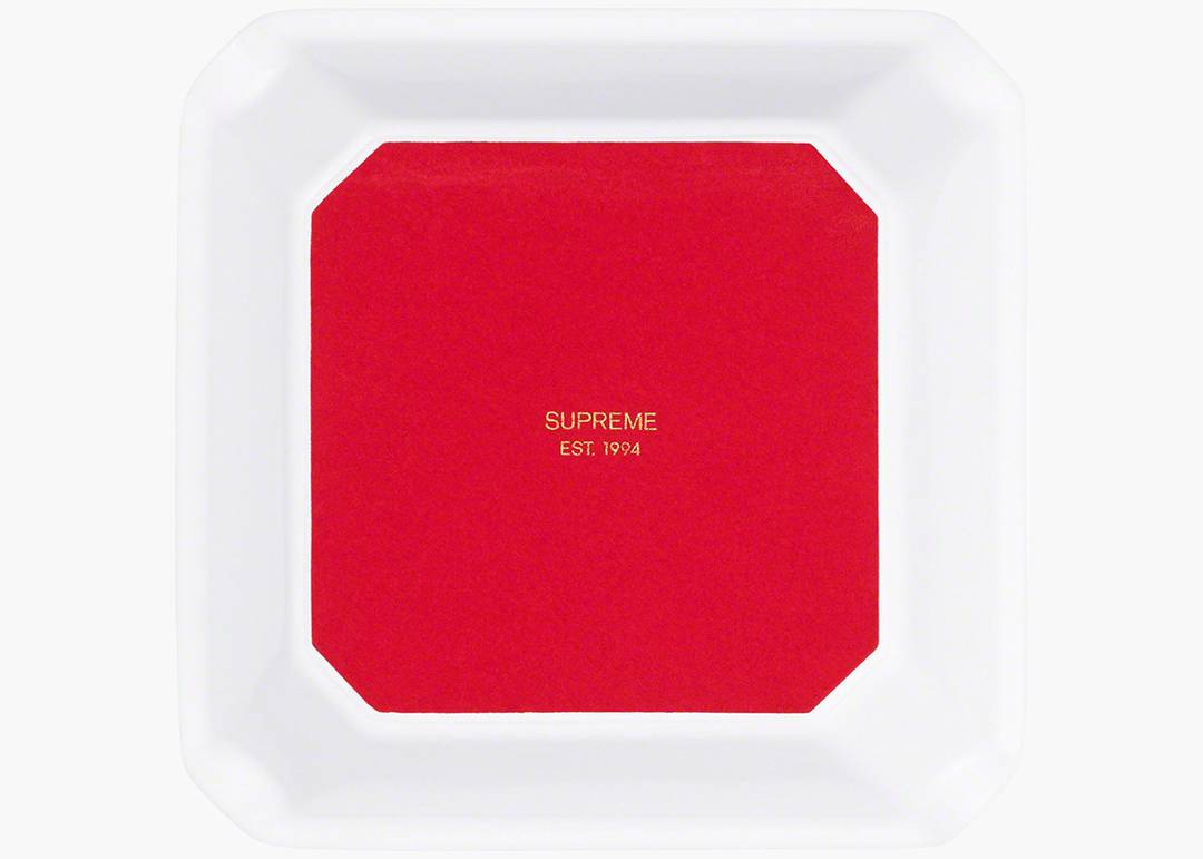 Supreme Small Ashtray Blue | Hype Clothinga Supreme Small Ashtray Blue | Hype Clothinga
