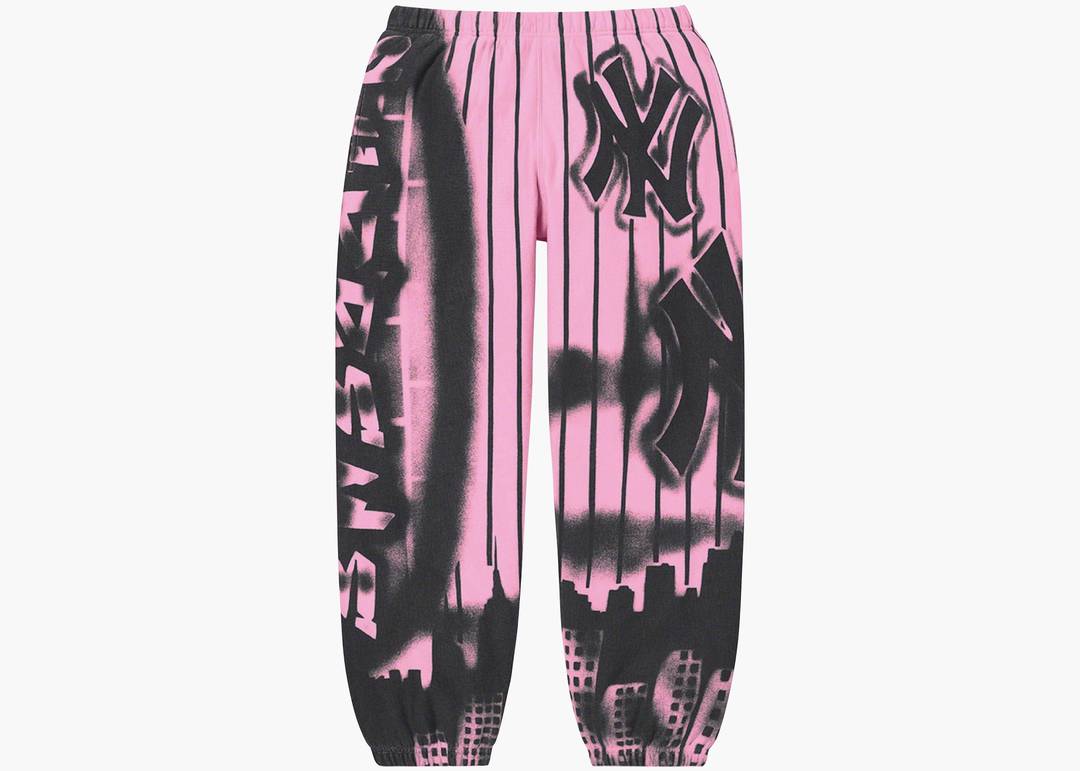 Supreme x New York Yankees Airbrush Hooded Sweatshirt Pink