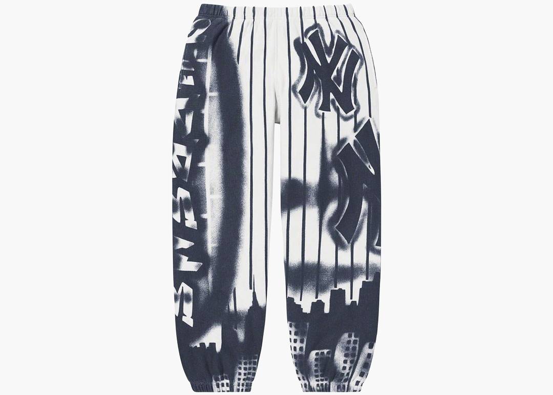 Supreme x New York Yankees Airbrush Hooded Sweatshirt Pink