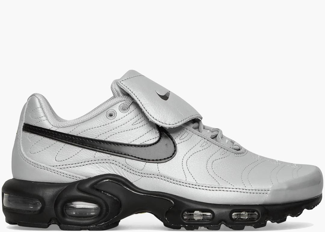 Nike Air Max Plus Tiempo Wolf Grey Black | Hype Clothinga Nike Air Max Plus Tiempo Wolf Grey Black | Hype Clothinga