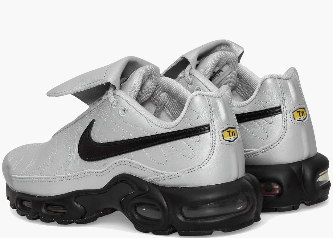 Nike Air Max Plus Tiempo Wolf Grey Black | Hype Clothinga Nike Air Max Plus Tiempo Wolf Grey Black | Hype Clothinga
