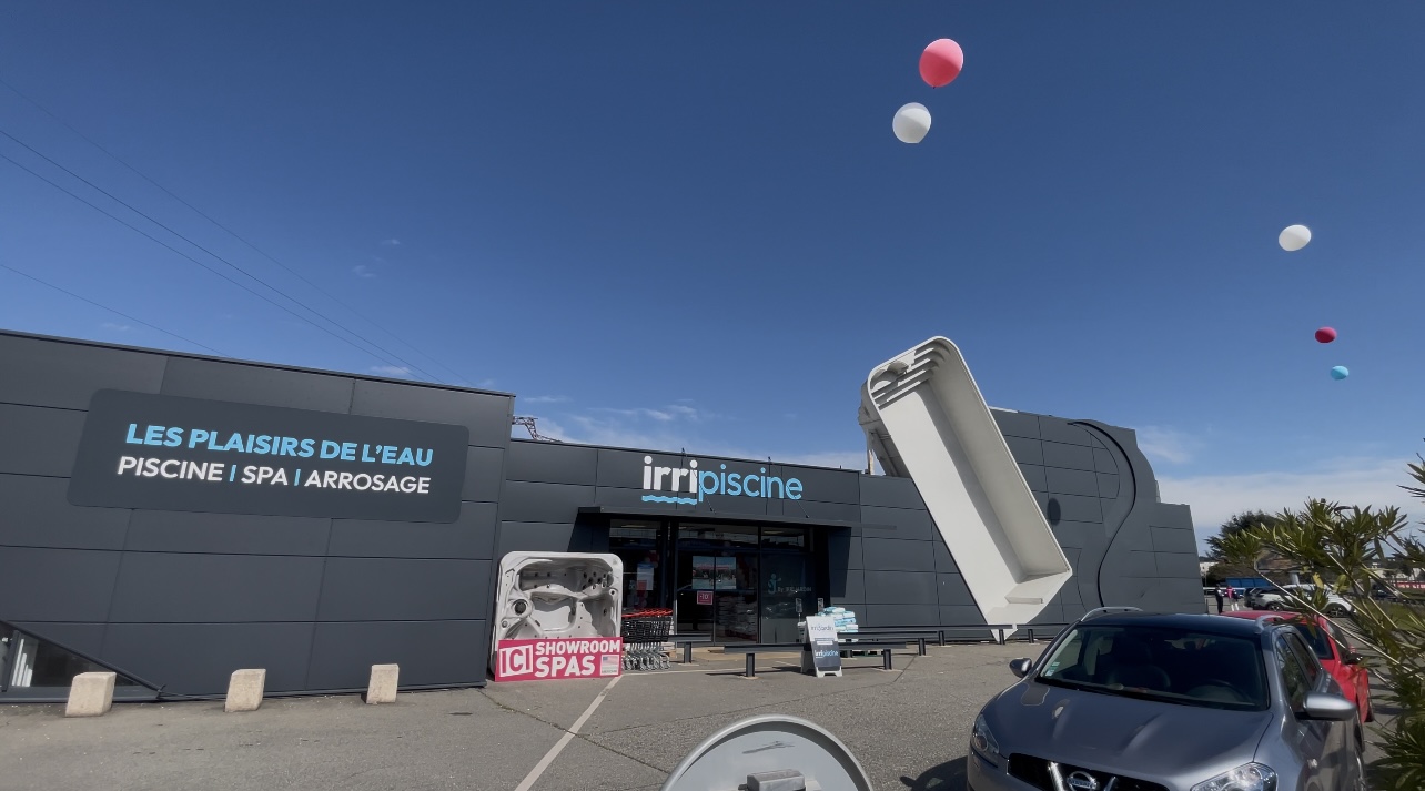 Irripiscine by Irrijardin Portet sur Garonne