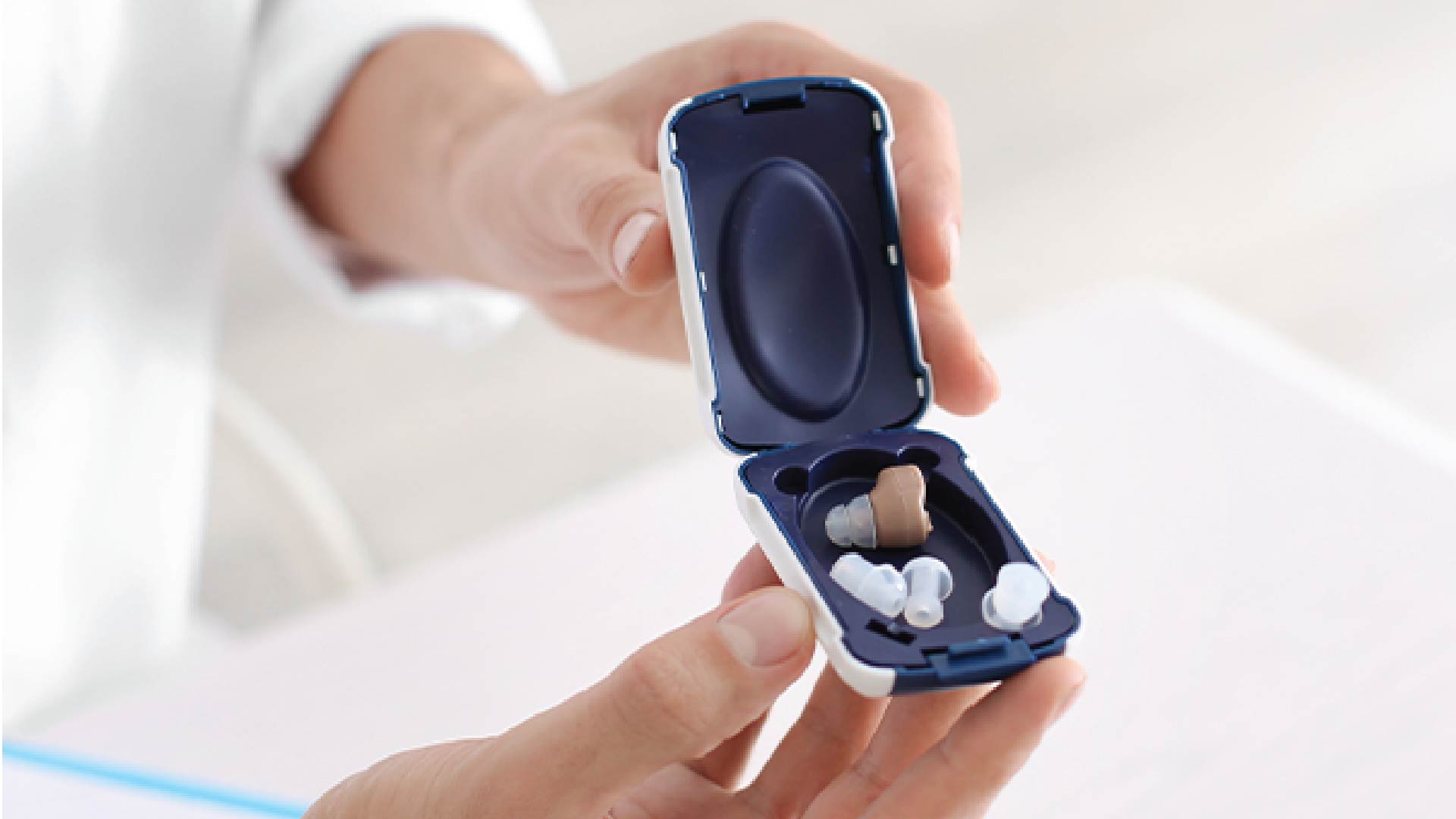 7 Reasons To Upgrade Your Hearing Aid Today