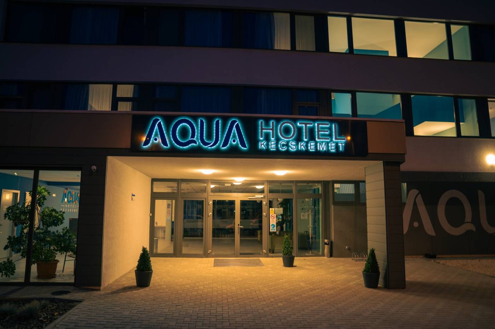 Aqua Hotel