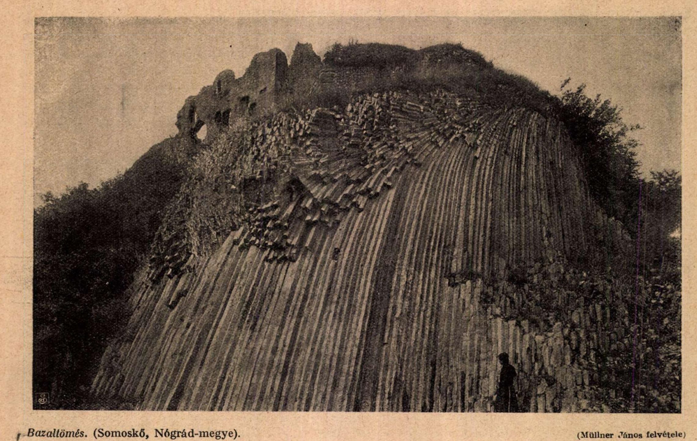 Los órganos de basalto en una edición de 1914 de Az Érdekes Újság