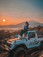 巴杜爾火山吉普車日出攝影之旅