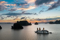 帝王號2天1夜遊輪：下龍灣、迷宮洞、魯昂洞