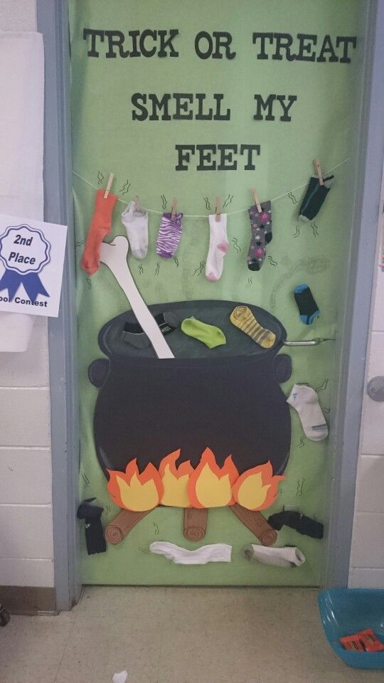 Halloween classroom decorations