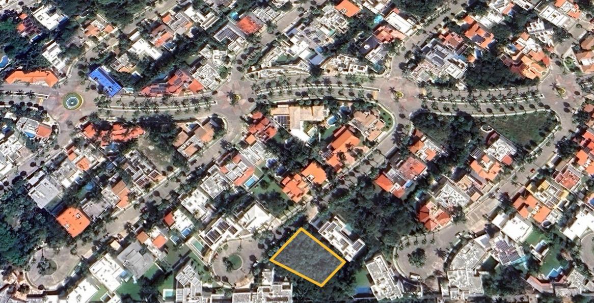 Lote en Venta en Villa Magna Cancún – Frente al Parque