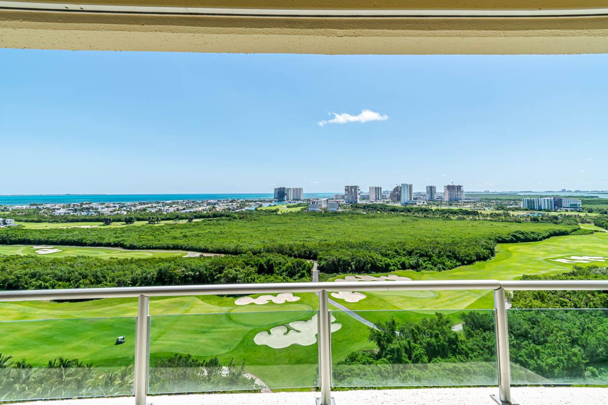 Departamento en Venta en Isola, Puerto Cancún