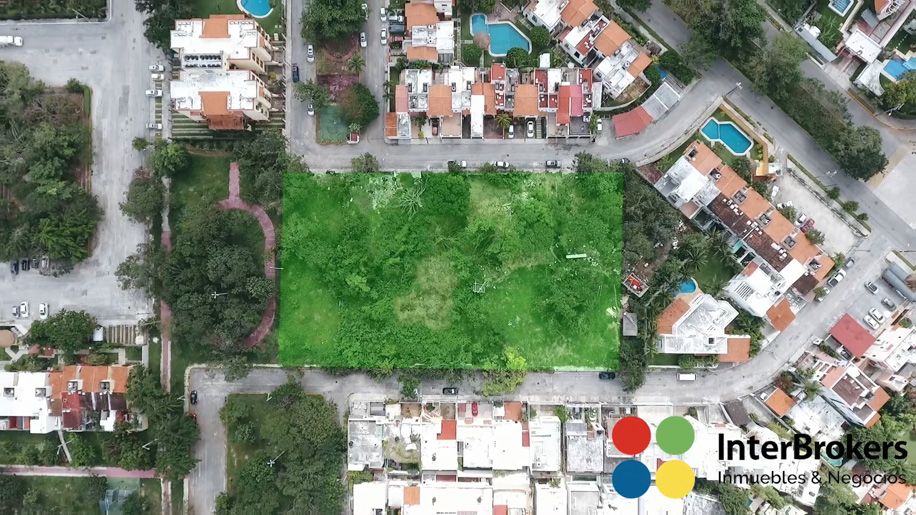 Terreno Multifamiliar en Venta en SM 18, Cancún