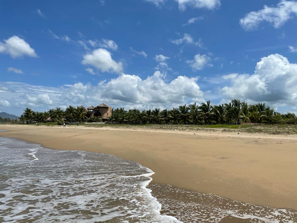 Terreno Comercial Hotelero Oportunidad Inversionista en Playa Blanca, Zihuatanejo, Guerrero