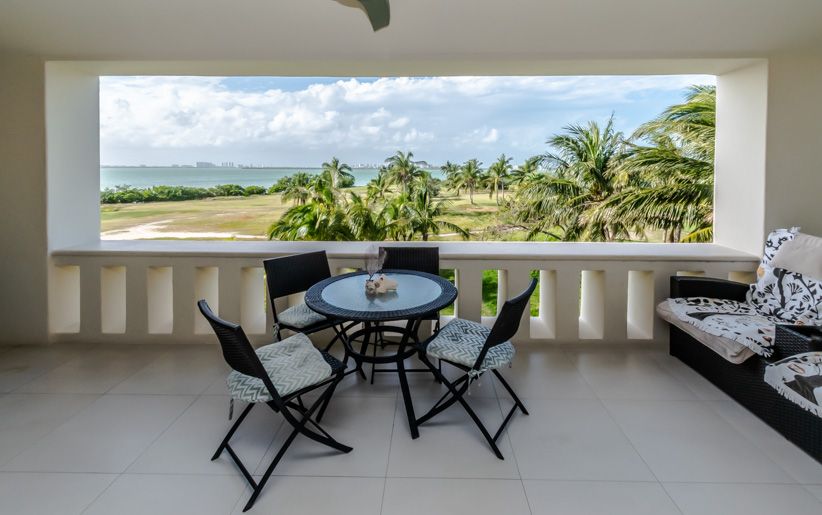Departamento en Venta con Vista a la Laguna en Isla Bonita, Pok Ta Pok – Cancún