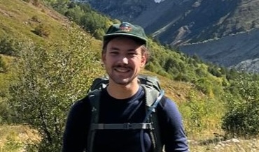 Interview: "Ice shelves in Antarctica play a key role in bringing nutrients from the deep ocean to the surface"