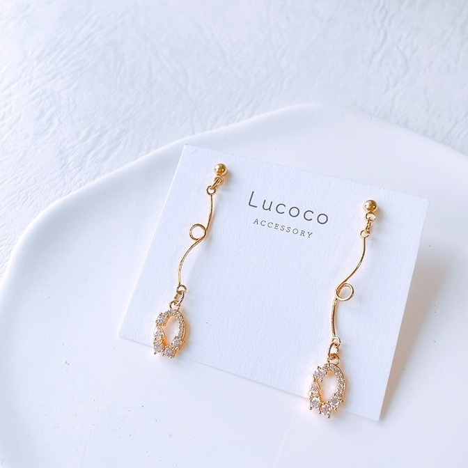 🤍ジュエルティアドロップ ウェーブロングピアス（イヤリング）

