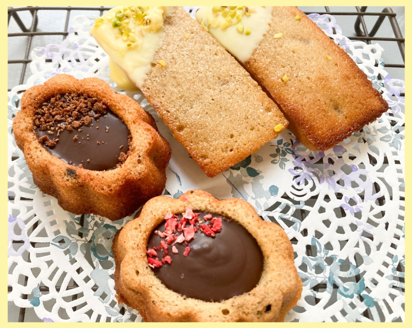 【父の日ギフト】🙇‍♀️18日発送です🙇‍♀️
国産レモンフィナンシェ・チョコチップティグレセット
