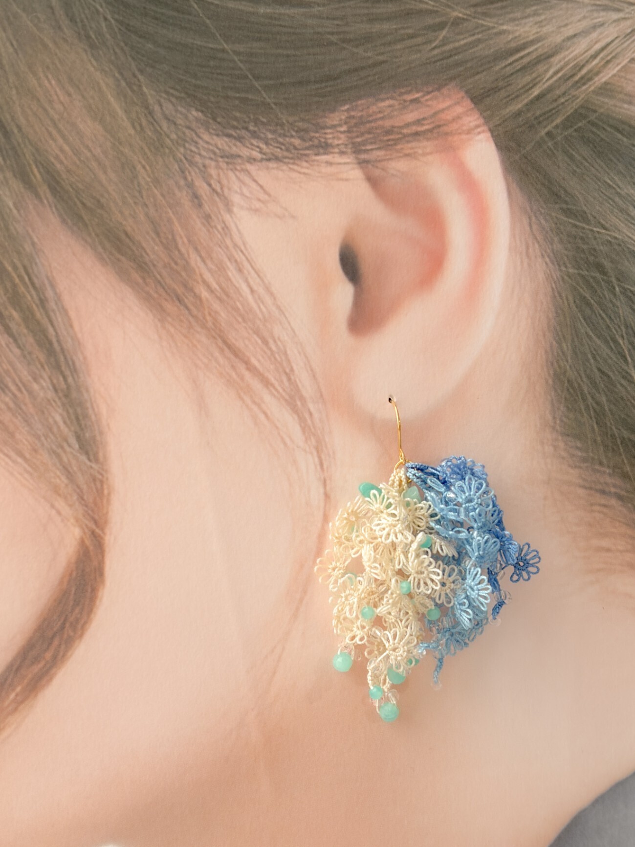 【ハンドメイド】波音の花束耳飾り
