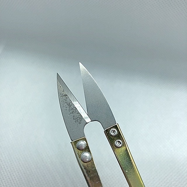 大好評！！切れ味抜群！！にぎりバサミ 糸切りばさみ 1本