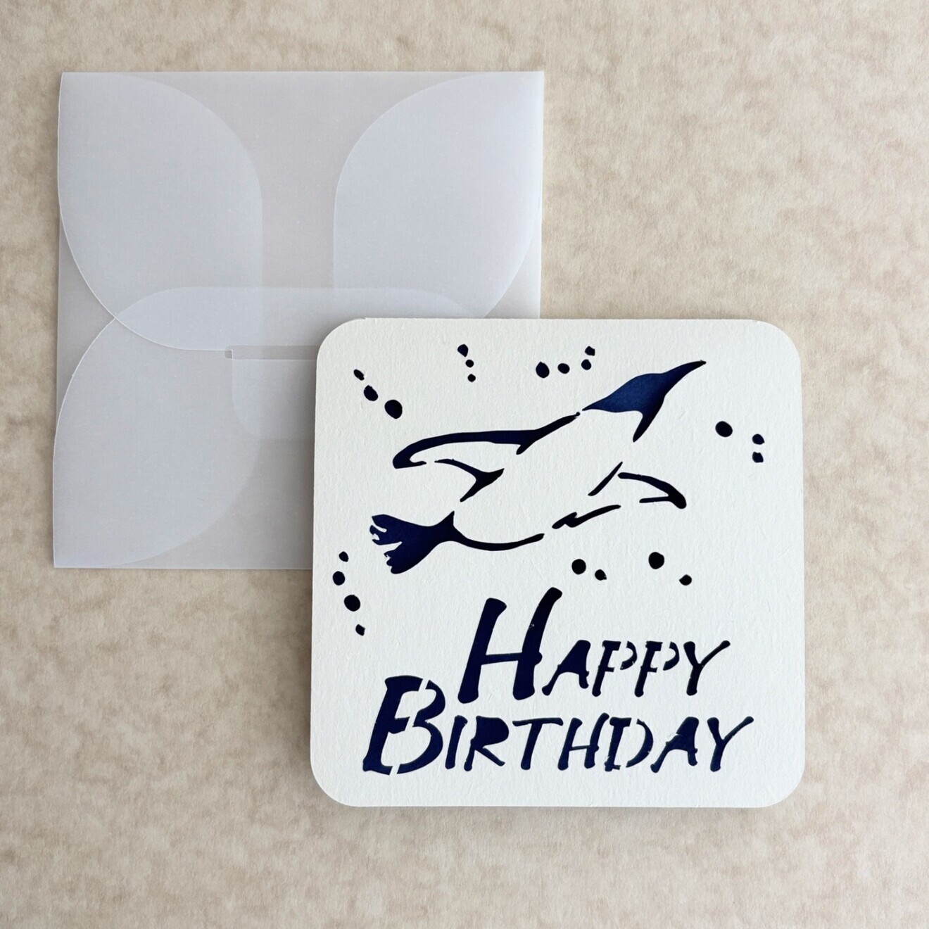 空飛ぶペンギンのバースデーカード　切り絵デザイン　1セット