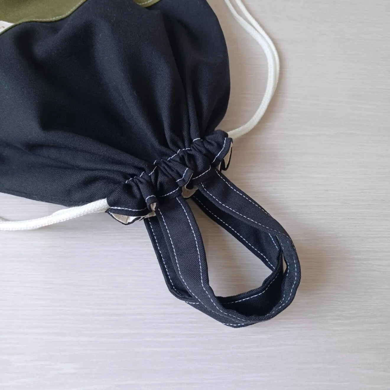 持ち手付き巾着（M・L・LL）｜ブラック＆カーキ｜国産紀州オックスのお道具袋・体操服袋