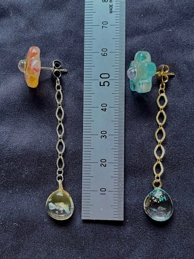 お花🌸と しずくのピンピアス【リベポ払い歓迎🎉】