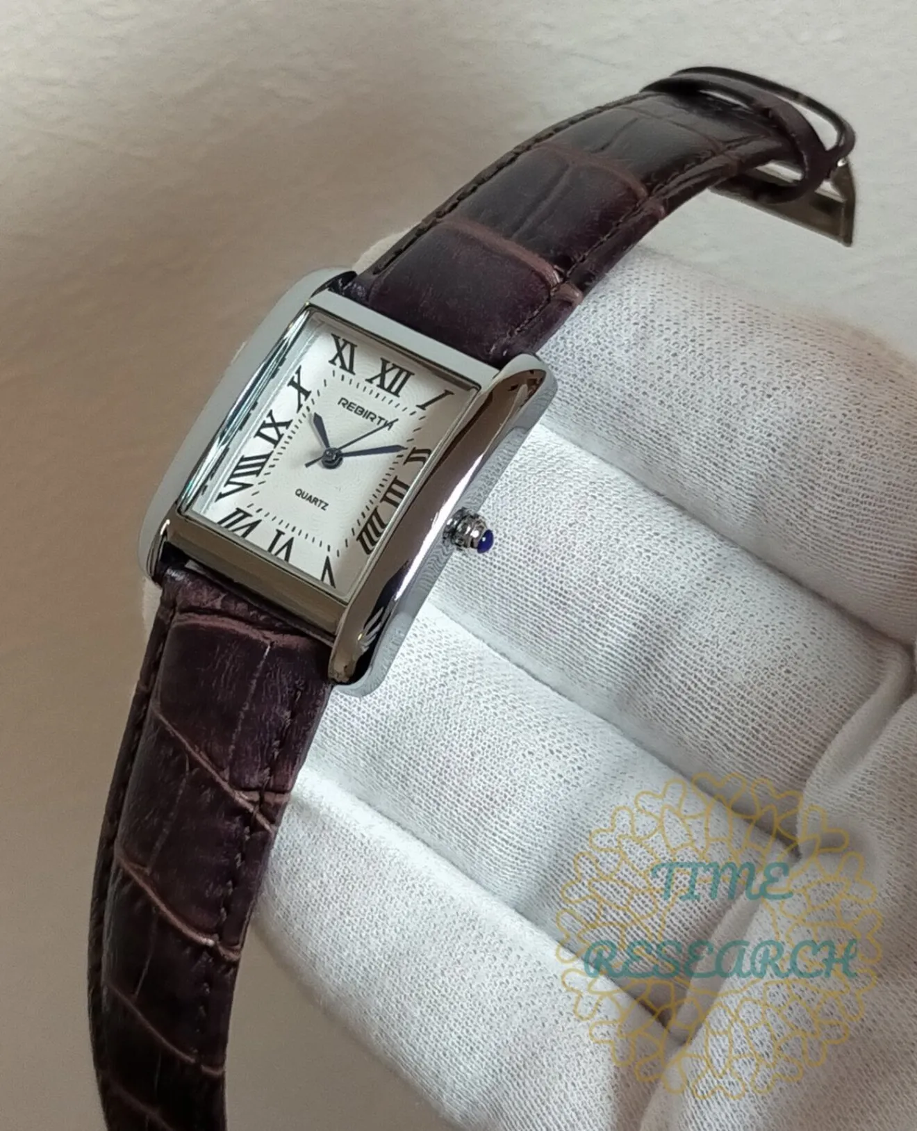 【シーンを選ばない大人の女性の為のスタイリッシュレクタンギュラー /新品】茶革