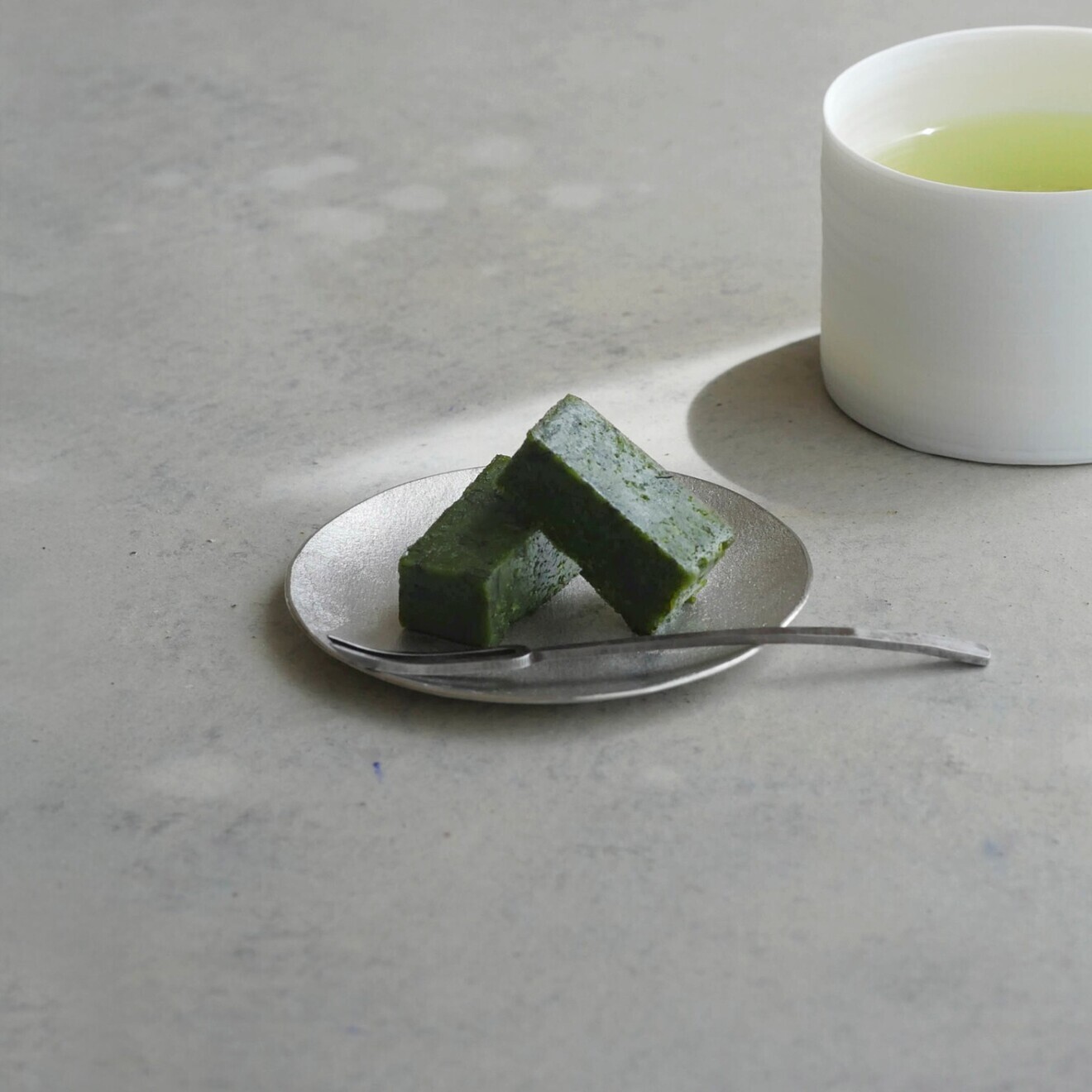 【ギフト・おうちカフェに】宇治手摘み抹茶テリーヌ 5個入【通年クール便指定/ポイント歓迎】