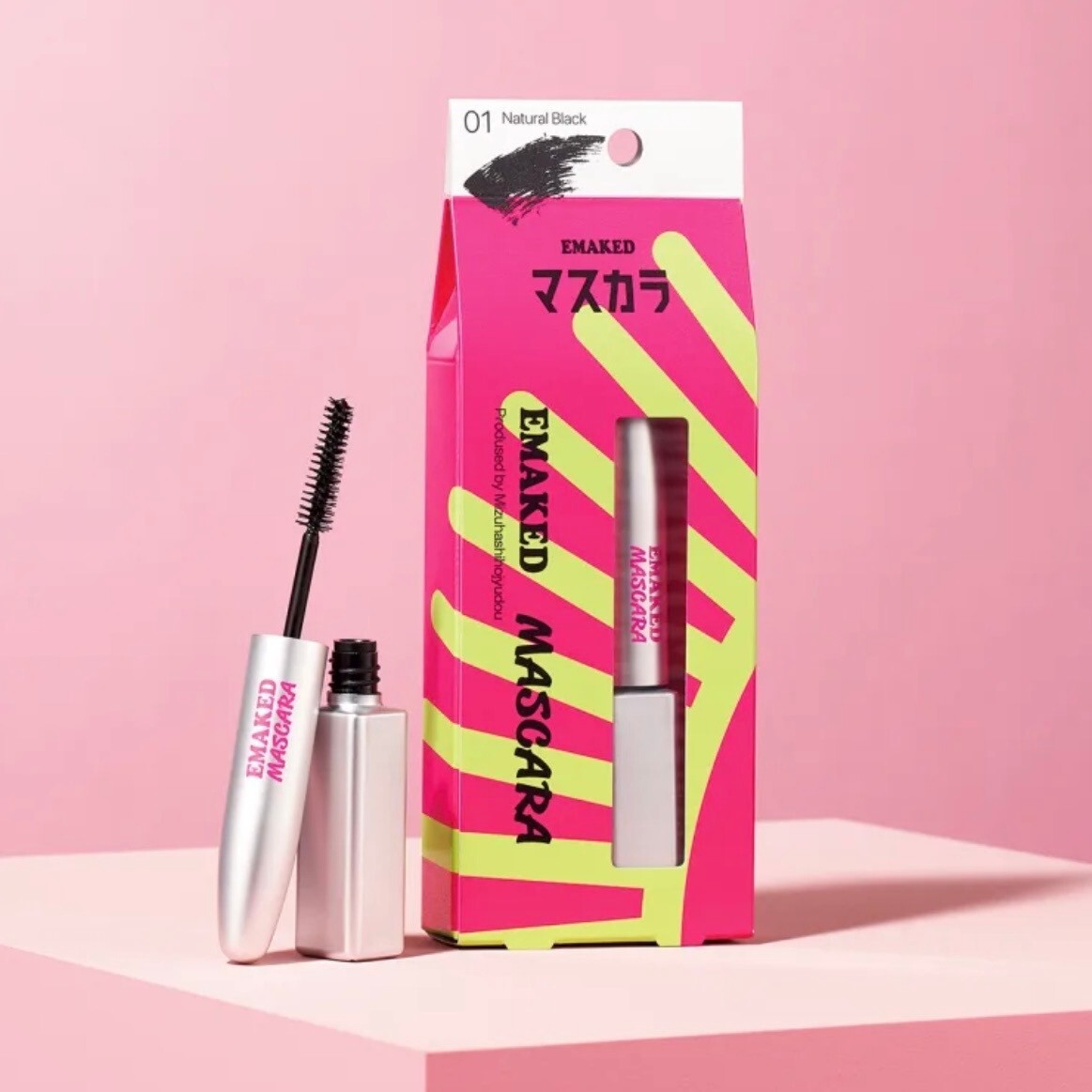 【まつ毛が伸びるマスカラ👀】EMAKED／エマーキット マスカラ ＊ブラック
メイクしながらまつ育✨