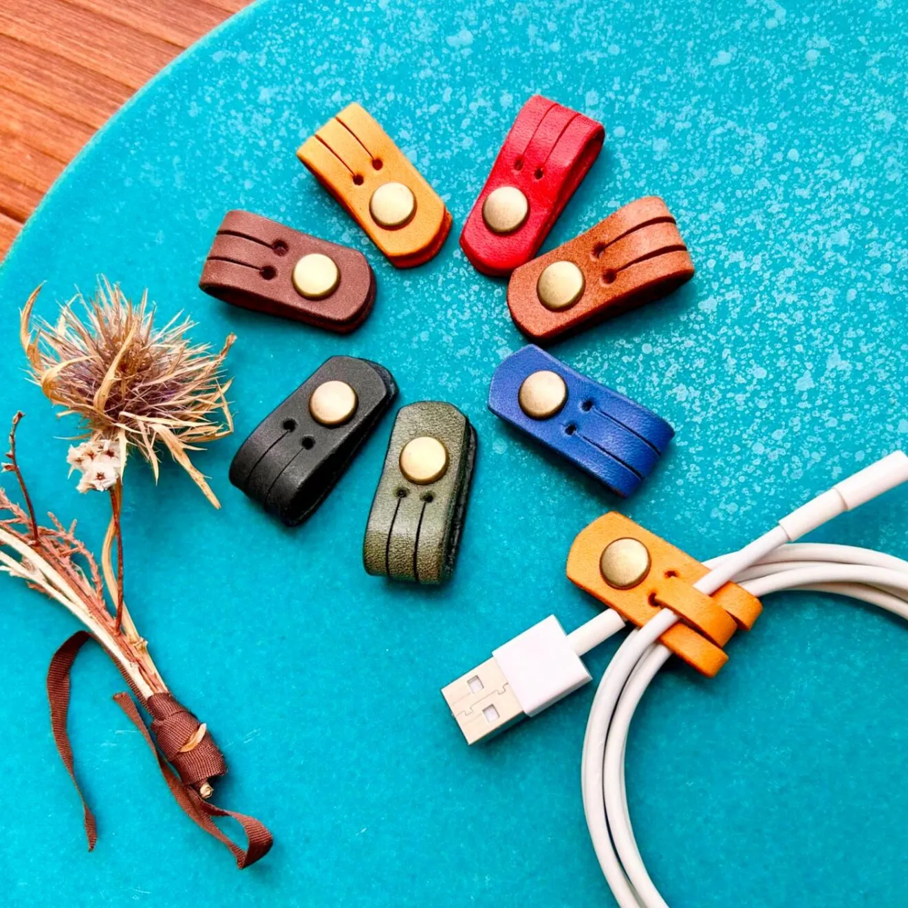 【標準サイズ】　なくさない本革コードクリップ　コードホルダー　全8色　単品