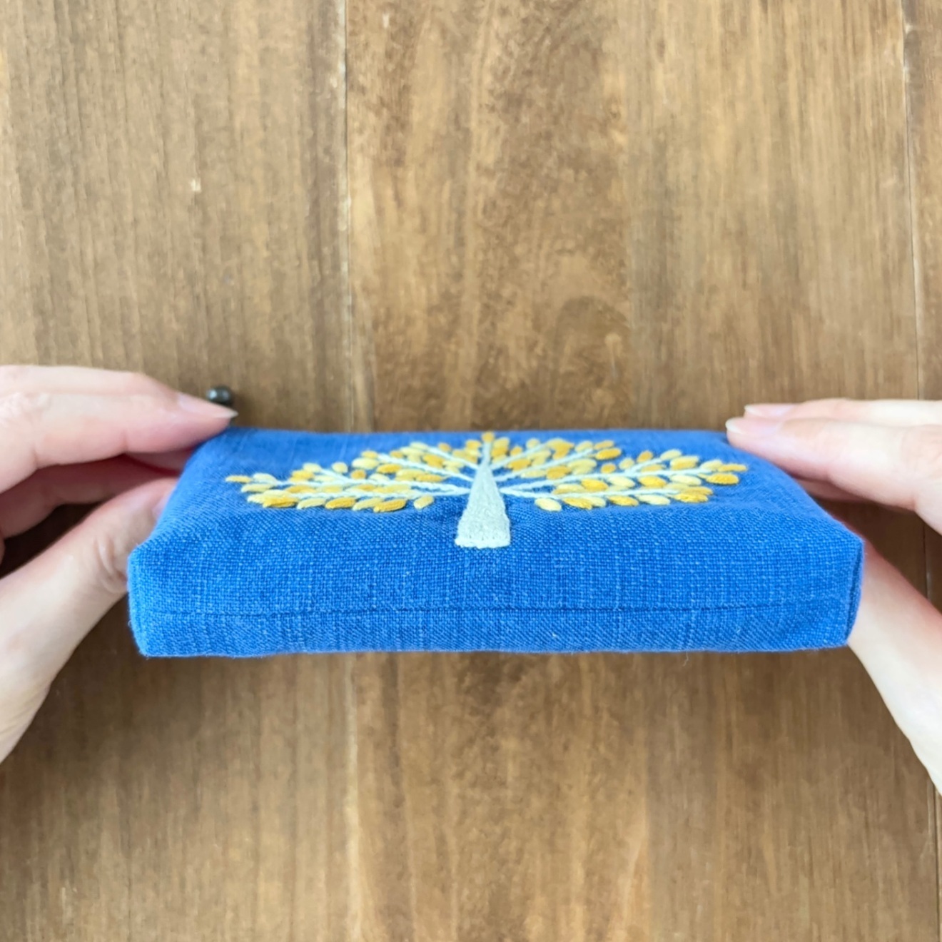 手刺繍ポーチ(小)・夜空
