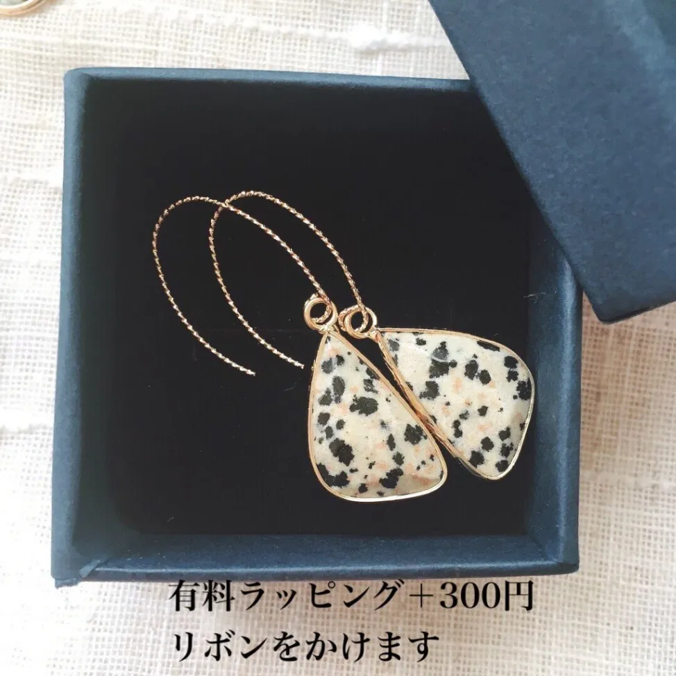 14kgf とラブラドライトの 一粒 愛されピアス アレルギー対応 上品