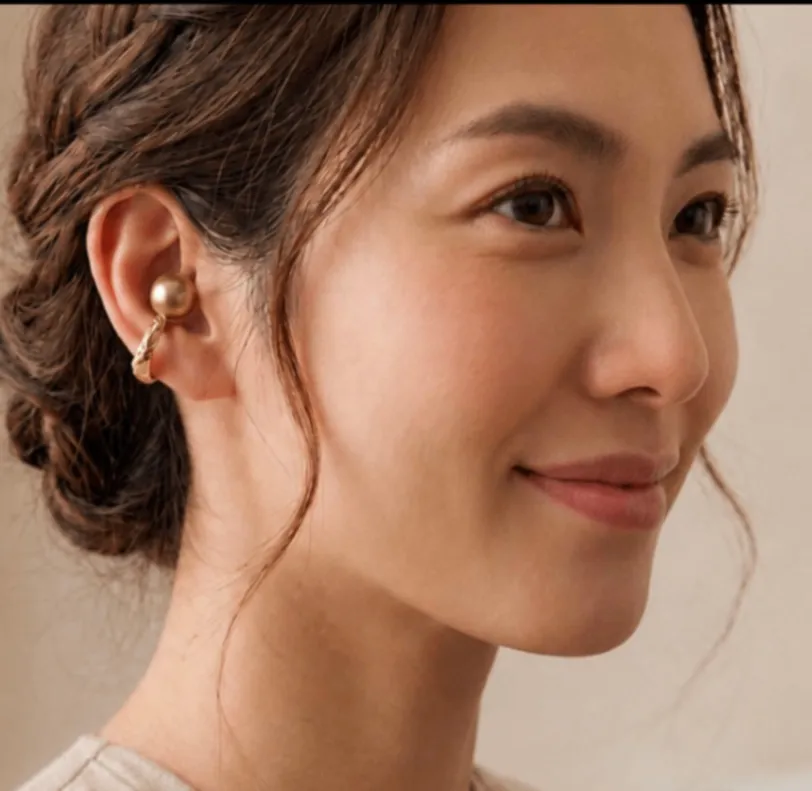 色違いでたのしむ 2個セットのパールイヤーカフ 14kgf ブラウン淡水パール 金銀 上品 ギフト