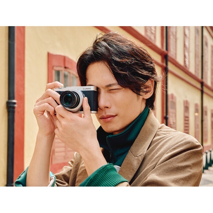 Panasonic デジタルカメラ LUMIX DC-L10 ブラック