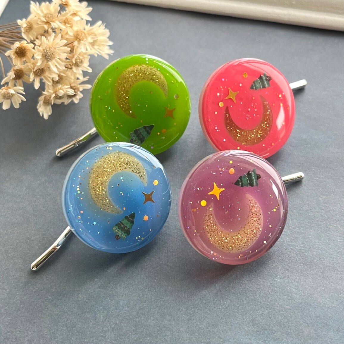 【ハンドメイド】ブルー　メルヘンカラー ポニーフック 〜星降る幻想のツリーナイト〜 
