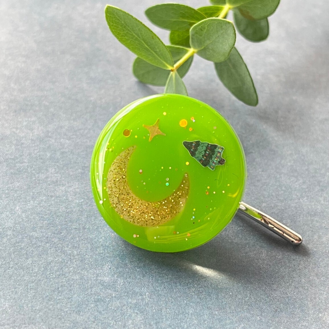 【ハンドメイド】グリーン　メルヘンカラー ポニーフック 〜星降る幻想のツリーナイト〜 