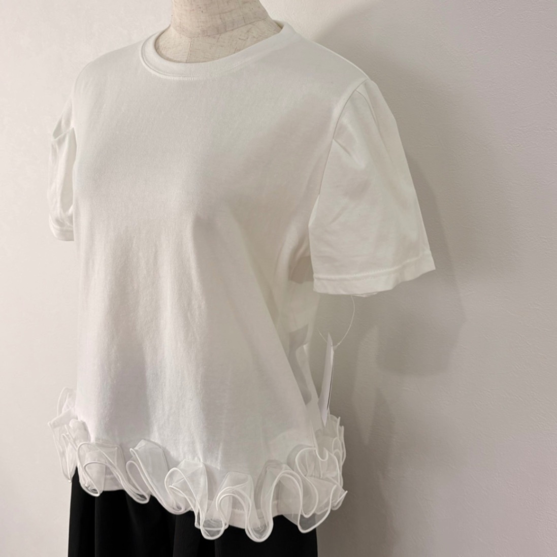 裾チュールフリル半袖Tシャツ ホワイト Mサイズ相当